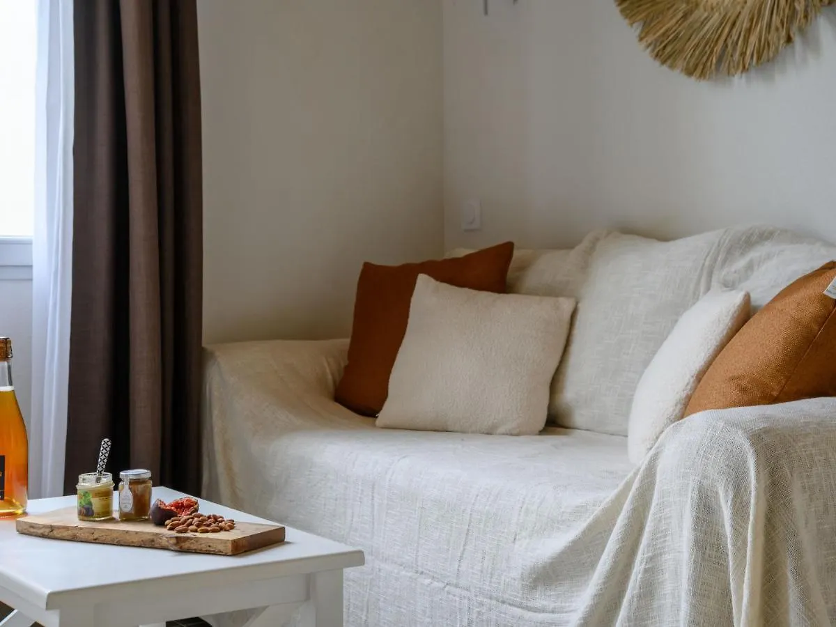 Villa Chateau De Kergonano- Dans L'Orangerie-5 By Interhome 巴登